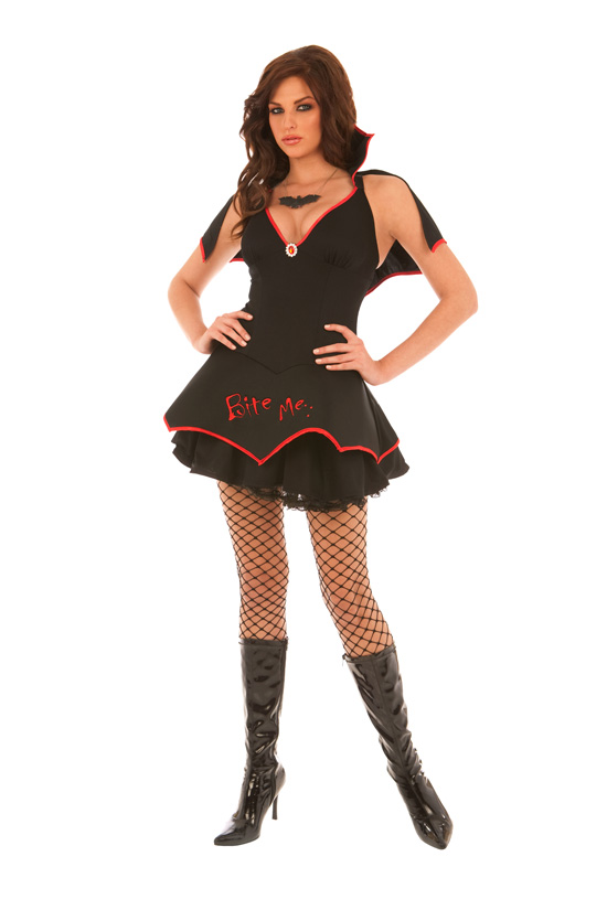 Light Up Vampiress Costume Light up Costume Vampiress 
2 pc. costume includes dress 
and necklace. 

